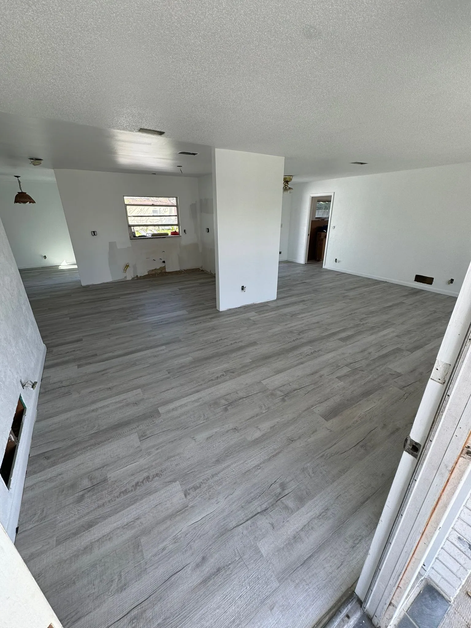 Interior home remodeling and drywall contractor Florida